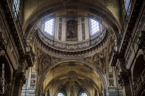 Beautiful nave of the Saint Paul church - Paris  France