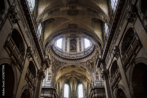 Huge nave of the Saint Paul church - Paris, France