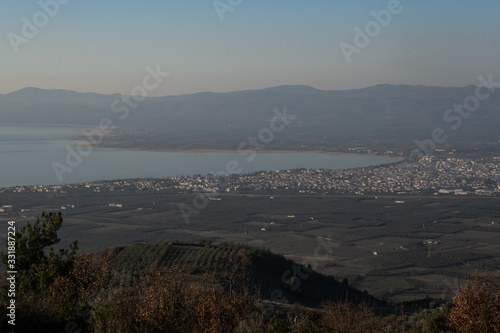 view of the town of Iznik from the surrounding hills