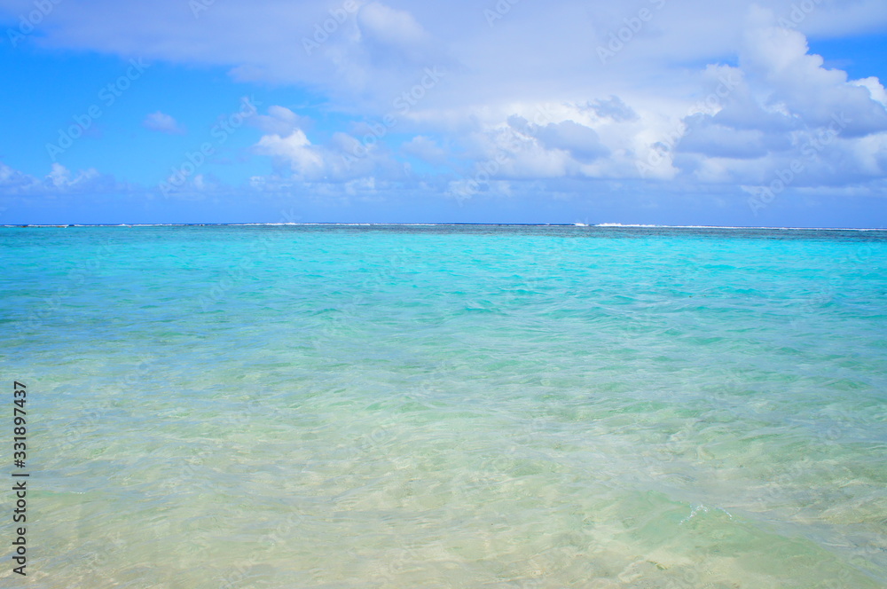 Fototapeta premium the beautiful beach in guam