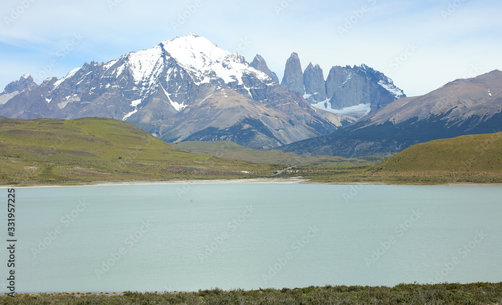 Laguna Amarga, Parque Nacional Torres del Paine, Patagonia, Chile
