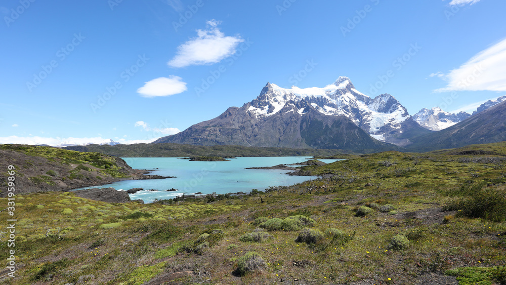 Mirador Salto Grande, Lago Nordernskjöld, Parque Nacional Torres del Paine, Patagonia, Chile Mirador Salto Grande, Lago Nordernskjöld, Parque Nacional Torres del Paine, Patagonia, Chile
