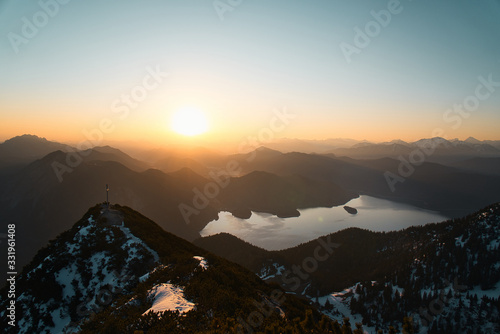 Sonnenaufgang am Herzogstand, Bayern