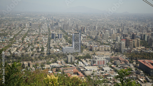 Edificio Tel  fonica  Plaza Italia o Baquedano  desde Cerro San Crist  bal  Santiago de Chile  Chile
