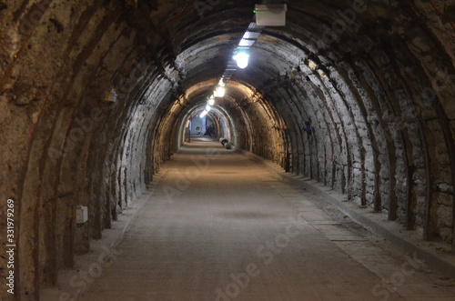 Fototapeta Naklejka Na Ścianę i Meble -  Podziemny chodnik w kopalni, Polska