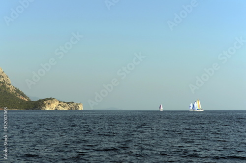Yachts in the Aegean Sea near the Turkish city of Marmaris © b201735
