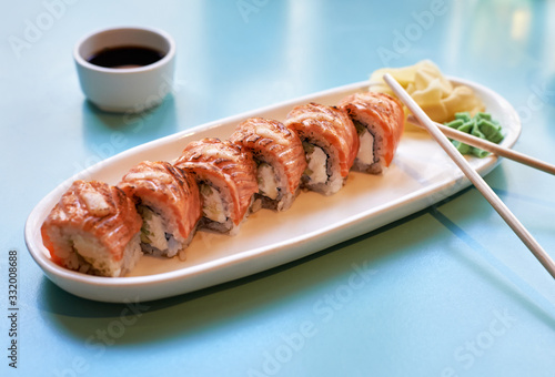 roll Philadelphia with scorched salmon