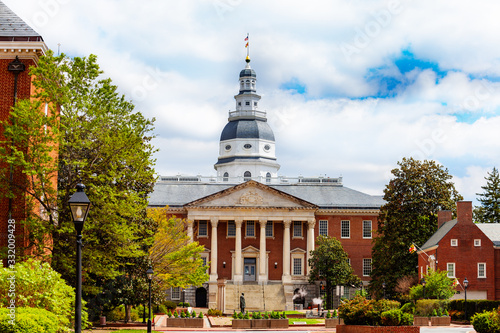 Billede på lærred Maryland State House capitol building view from Bladen street at string, Annapol