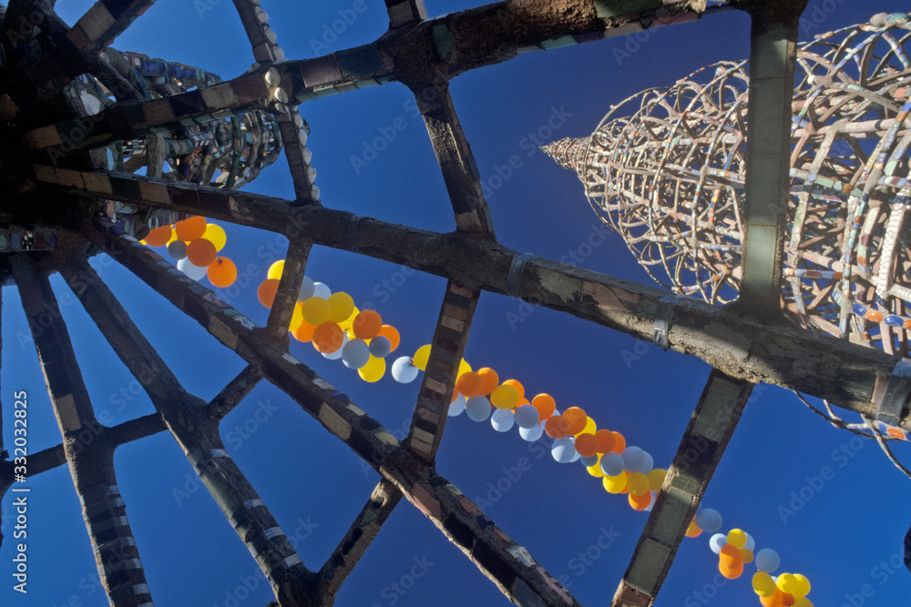 Φωτογραφία Watts Towers 20th Anniversary of the 1965 riots, Los Angeles, California