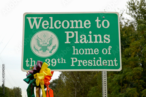 Fotografija ÒWelcome to PlainsÓ sign, the home of the 39th President, Jimmy Carter, Plains,