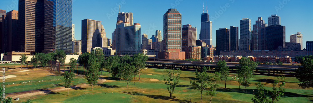 Panoramic view of the city skyline from the Metro Golf Illinois Center, IL