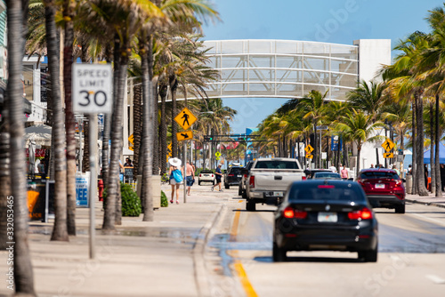 Fort Lauderdale Spring Break 2020 beach closed to slow spread of Coronavirus tourists can only walk on A1A © Felix Mizioznikov