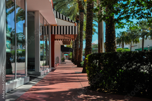 Corona Virus Shops Closed Empty Board Walk Deserted Strip Nobody COVID19