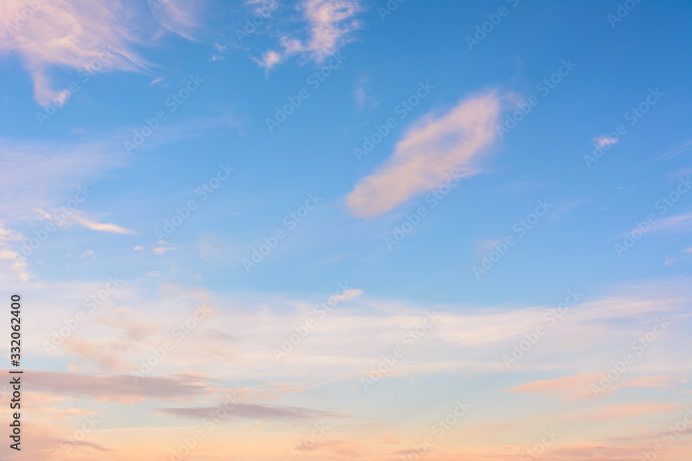 Obraz premium Beautiful sky at sunset. Bright clouds. Sky background.