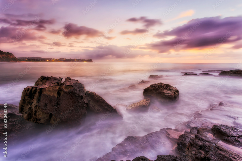 Obraz premium Sea Turimetta rock dark 25 sec