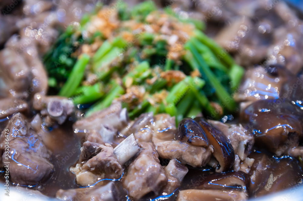 Steamed Pork Bone with Shiitake Mushrooms Steamed Pork Bone with Shiitake Mushrooms