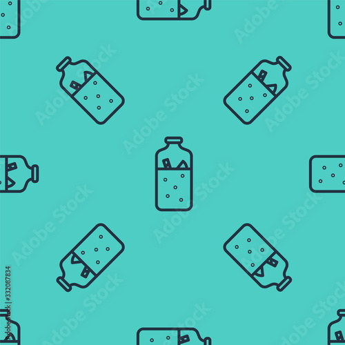 Black line Mulled wine with ingredients icon isolated seamless pattern on green background. Cinnamon stick, clove, lemon slice. Vector Illustration