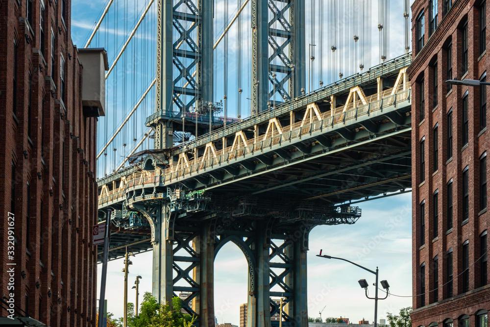 Fototapeta premium Manhattan bridge from Dumbo