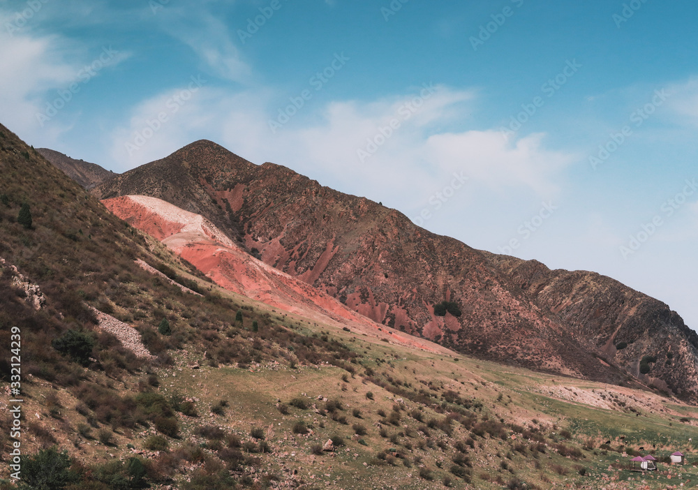Red rocks mountains