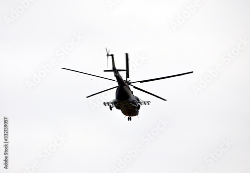 Fototapeta Naklejka Na Ścianę i Meble -  old army helicopter
