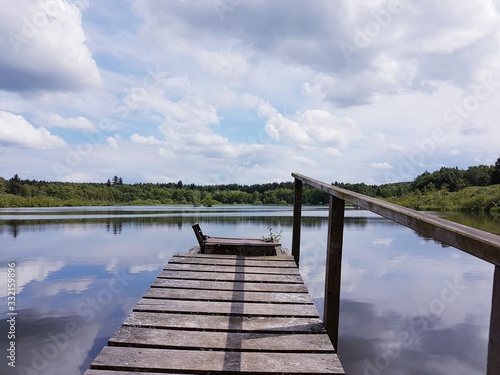 Wallpaper Mural Bootssteeg an einem See Torontodigital.ca