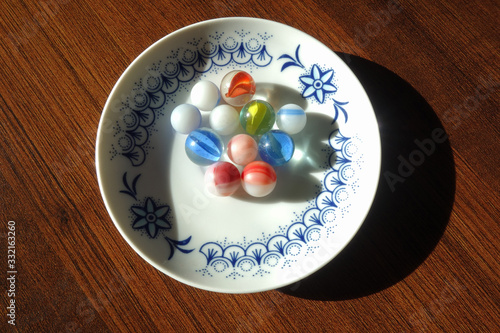 Children's glass balls for saucer