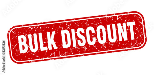 bulk discount stamp. bulk discount square grungy red sign.