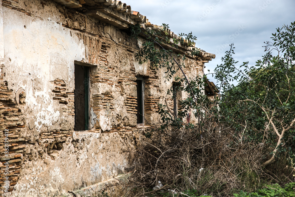 Ruins of an Abandoned Empty Brick House in the South of Spain Ruins of an Abandoned Empty Brick House in the South of Spain