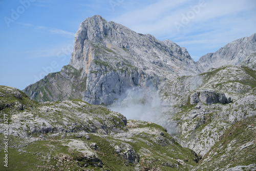 Angular photography of rocky mountains