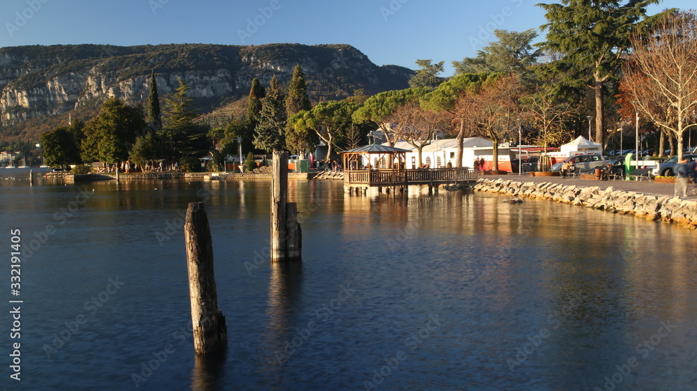 Fototapeta premium Sunset at the Garda lake - Italy