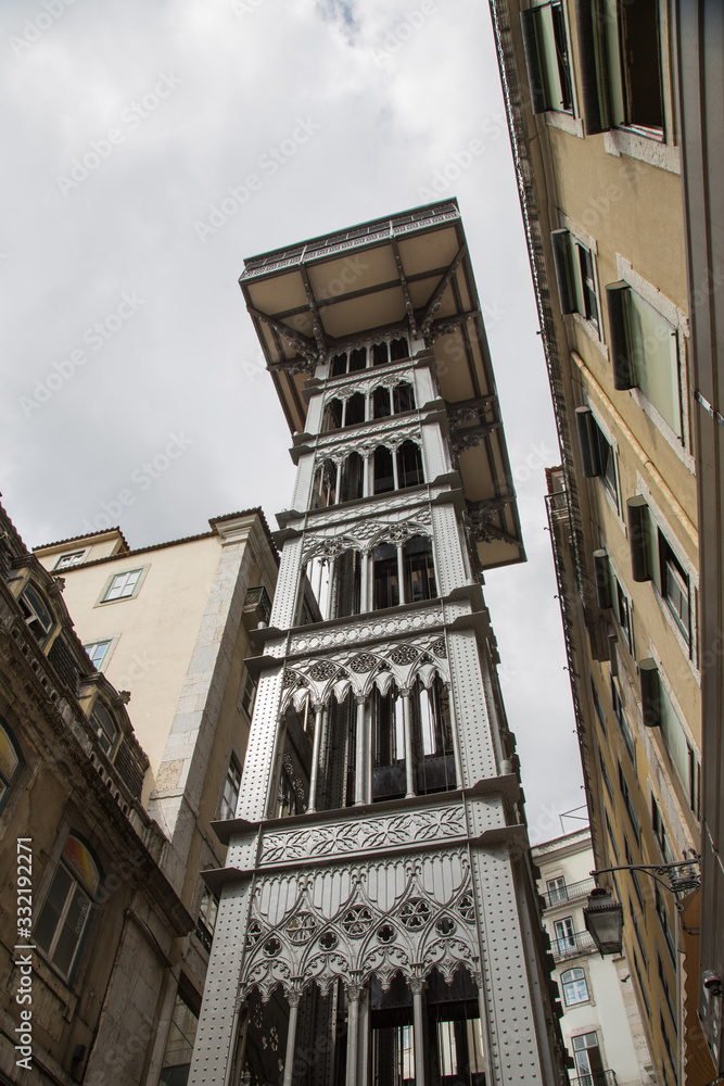 Lissabon, Portugal: Berühmter Aufzug Elevador de Santa Justa