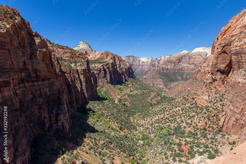 Canyon Overlook, Zion National Park, Utah Canyon Overlook, Zion National Park, Utah