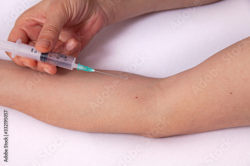 ConVID-19 - coronavirus - antidote tool solution needle