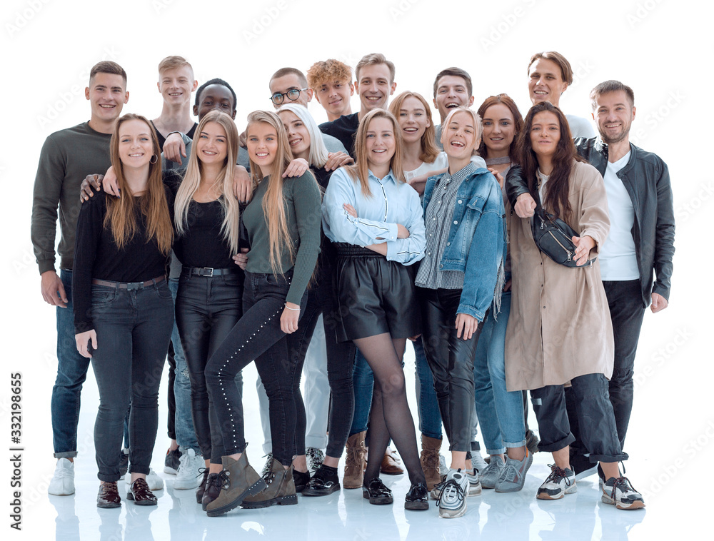 Obraz premium group of happy young people standing togethe
