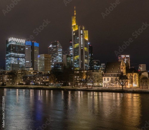 Frankfurt Skyline nachts  © pusteflower9024
