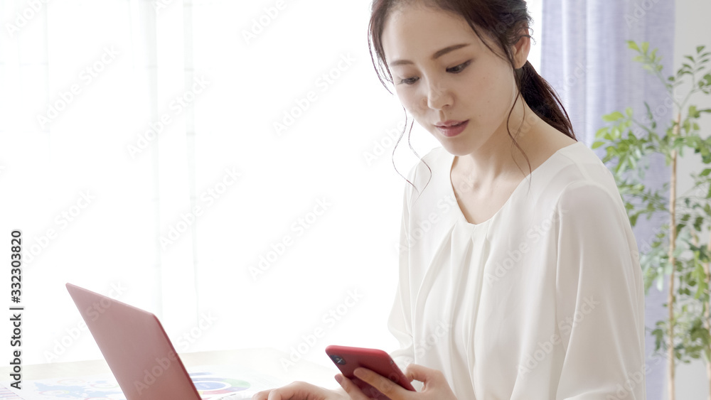 女性 ビジネス 女性 ビジネス