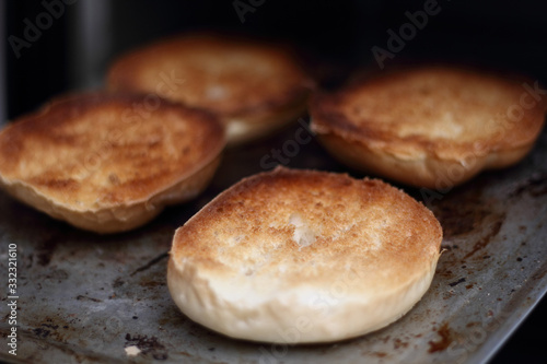 Toasting bread rolls in electric oven