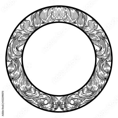 A laurel leaf filigree cres...