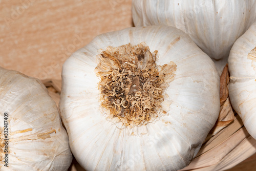 Foto Close-up of a string of garlic