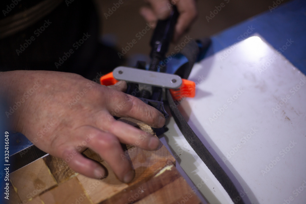 Bonding boards made of wood. Bonding boards made of wood.