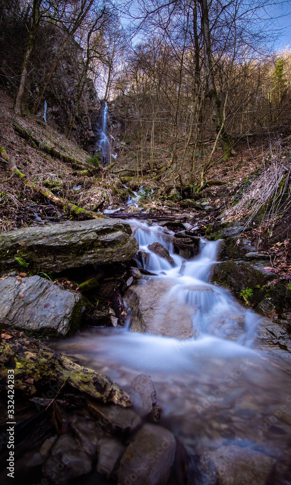Wasserfall Langzeitbelichtung Wald Wasserfall Langzeitbelichtung Wald