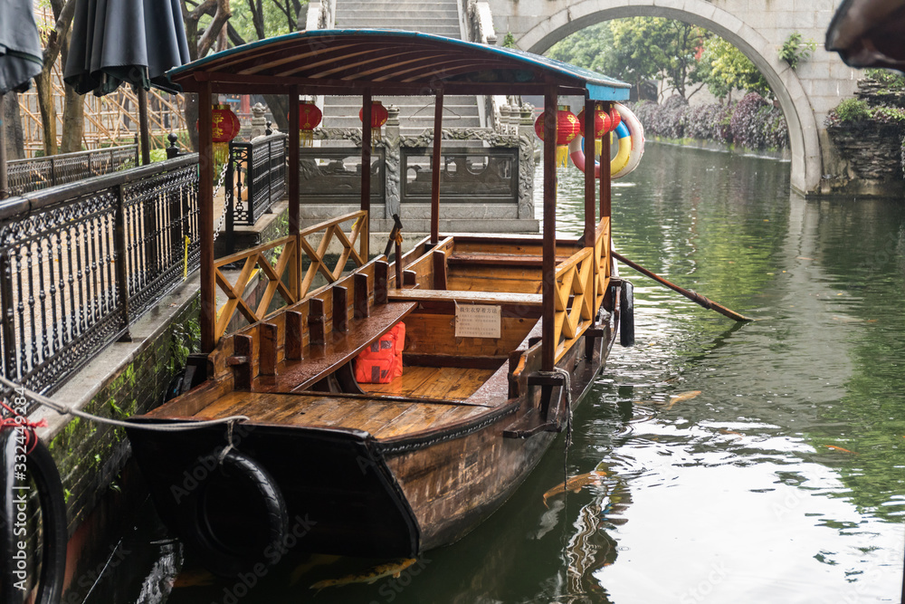 chińska łódka - obrazy, fototapety, plakaty 
