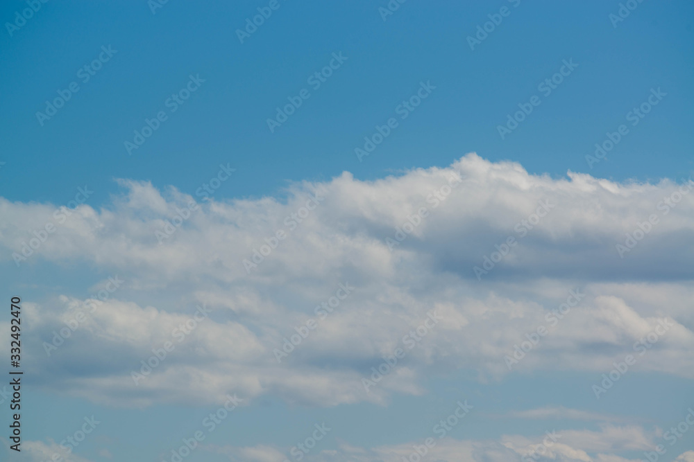 Obraz premium 雲と青空