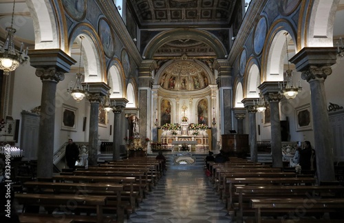 Sorrento - Navata centrale della Basilica di Sant Antonino