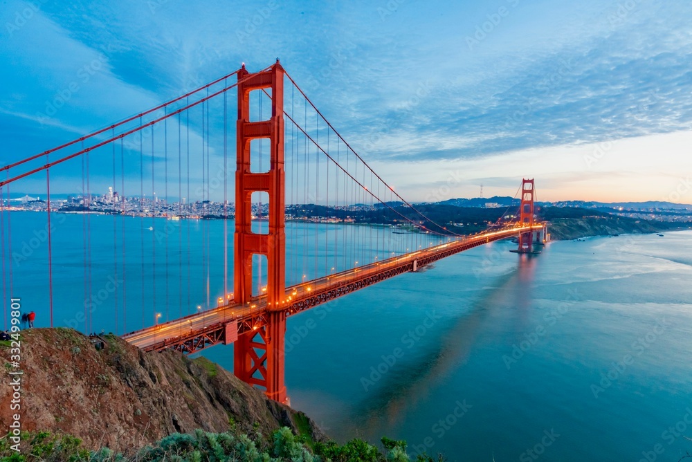 Fototapeta premium sunrise over Golden Gate Bay in California