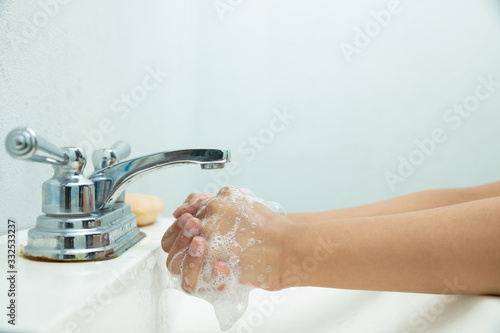 correct hand washing to prevent covid-19 or flu