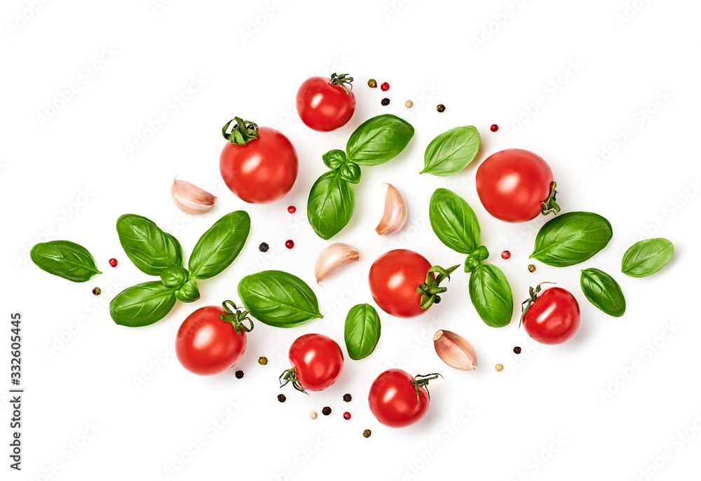 Fototapeta Pomidor, bazylia, przyprawy, papryka, czosnek. Dieta wegańska, kreatywna kompozycja pomidorów cherry na białym tle. Świeża bazylia, zioło, pomidory, koncepcja gotowania, widok z góry.