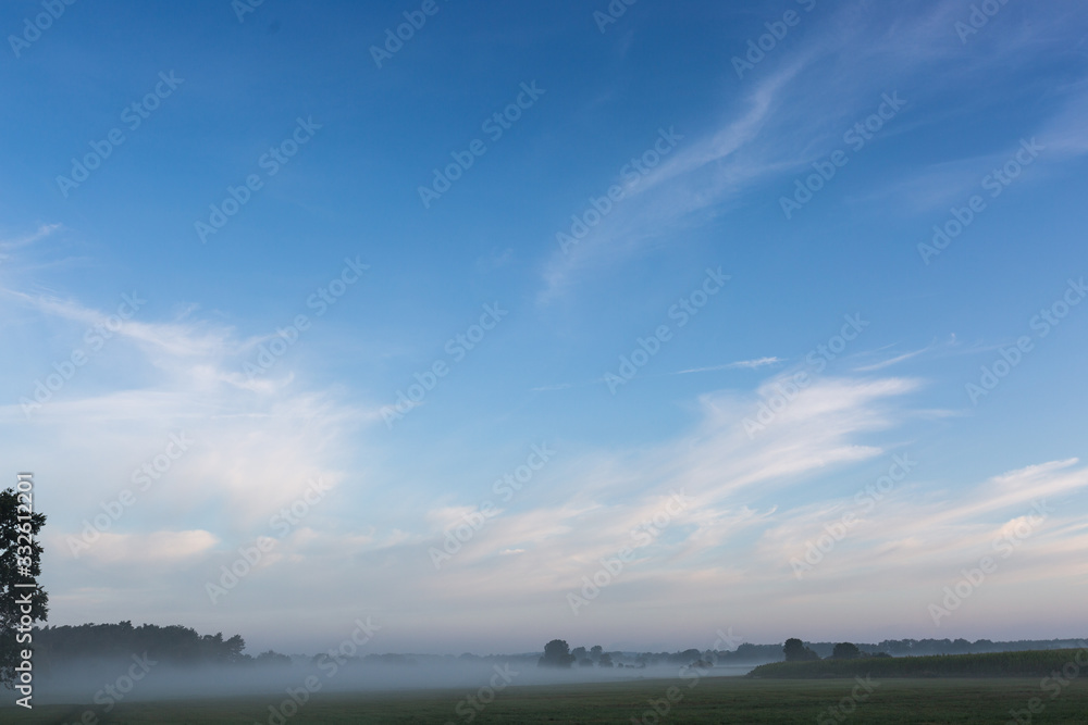 Brandenburg, Landschaftsaufnahmen am Morgen mit Drohne