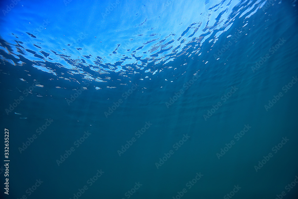 Obraz premium lake underwater landscape abstract / blue transparent water, eco nature protection underwater
