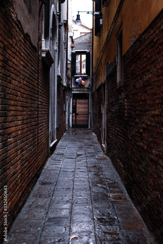 alley in old town